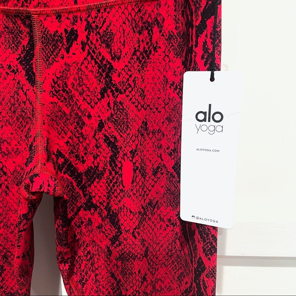 NWT - Alo Yoga High-Waist Snakeskin Vapor Legging - Picture 11 of 11